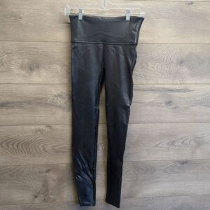 Spanx Faux Leather Compression Leggings Women's Size Medium